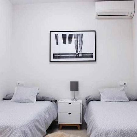 Best Location Apartment In Marbella. Beachfront!! Bagian luar foto