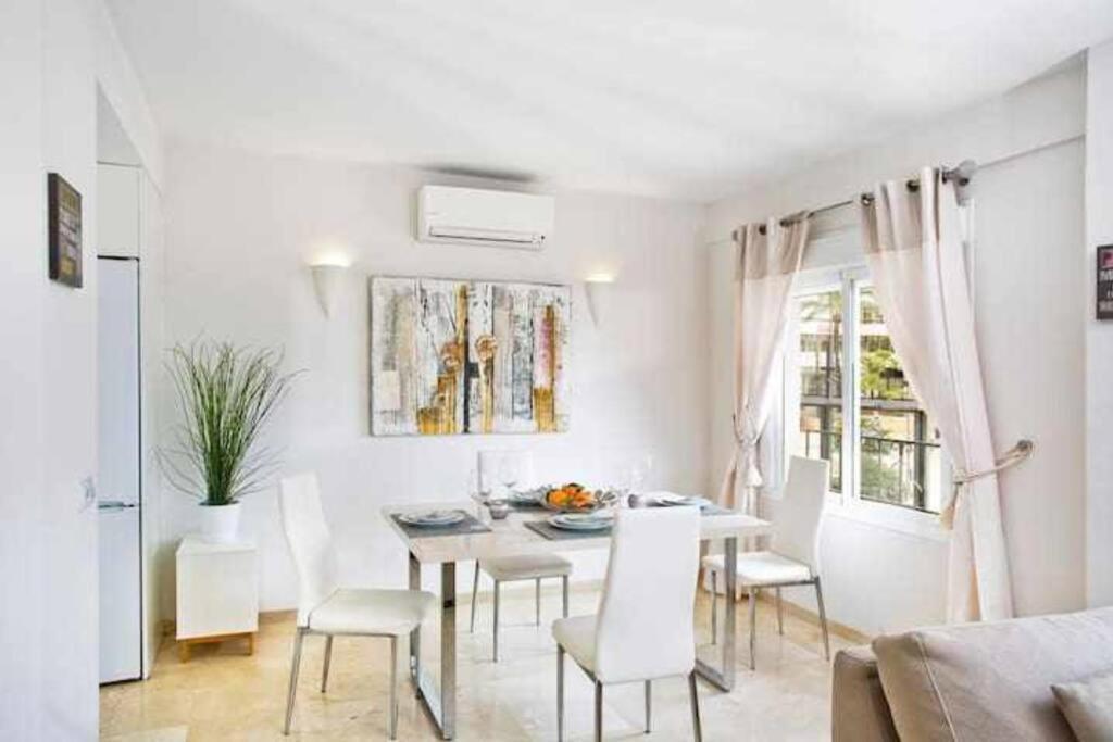 Best Location Apartment In Marbella. Beachfront!! Bagian luar foto